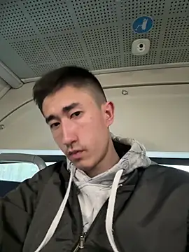 Snapshot of baron5008 chatting on 04/10/26, 12:38 baron5008 online show from 04/10/26, 12:38