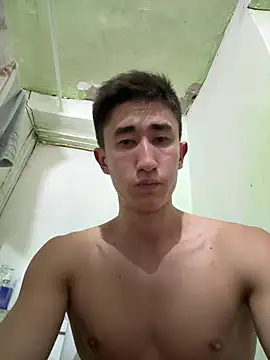 Snapshot of baron5008 chatting on 04/19/26, 06:07 baron5008 online show from 04/19/26, 06:07