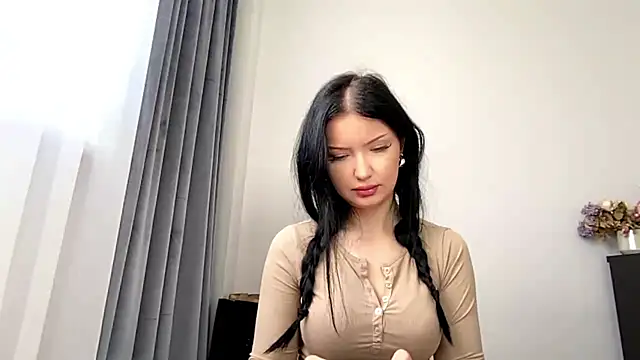 Snapshot of JoanGold chatting on 03/11/26, 07:25 JoanGold online show from 03/11/26, 07:25