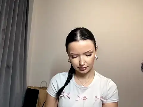 Snapshot of JoanGold chatting on 03/27/26, 07:13 JoanGold online show from 03/27/26, 07:13