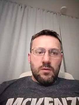 defaktor online show from 04/02/26, 07:44