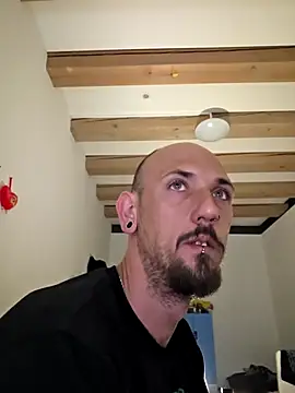 Snapshot of Ninfo920817 chatting on 04/23/26, 12:51 Ninfo920817 online show from 04/23/26, 12:51