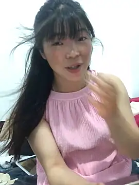 Snapshot of cuty_lusy chatting on 05/17/26, 06:55 cuty lusy online show from 05/17/26, 06:55