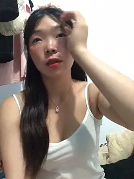 Snapshot of cuty_lusy chatting on 06/12/26, 12:31 cuty lusy online show from 06/12/26, 12:31