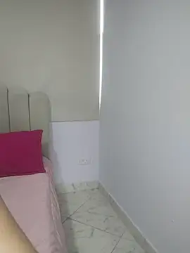 Snapshot of its_lauu_ chatting on 02/09/26, 09:08 its lauu online show from 02/09/26, 09:08