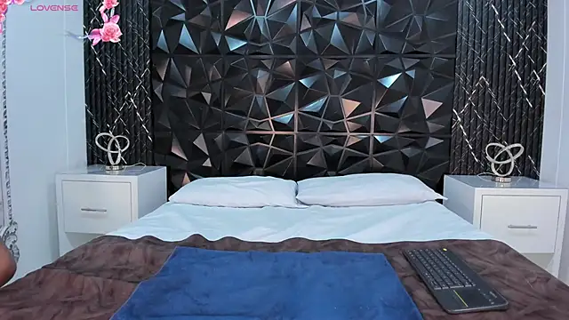 Snapshot of JazminMonroee_ chatting on 04/09/26, 05:29 JazminMonroee online show from 04/09/26, 05:29