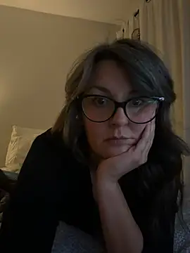 Snapshot of mshunny chatting on 02/27/26, 03:50 mshunny online show from 02/27/26, 03:50