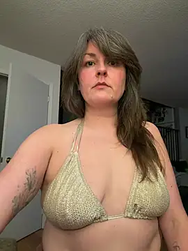 Snapshot of mshunny chatting on 04/11/26, 06:51 mshunny online show from 04/11/26, 06:51