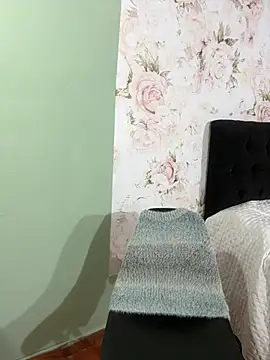 Snapshot of AriBeautiful chatting on 02/16/26, 07:26 AriBeautiful online show from 02/16/26, 07:26