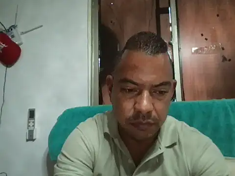 Quillero18 online show from 02/23/26, 03:20