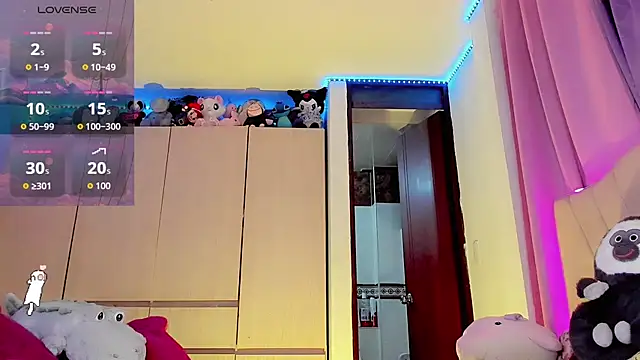 Snapshot of Danna_xz chatting on 03/08/26, 04:44 Danna xz online show from 03/08/26, 04:44