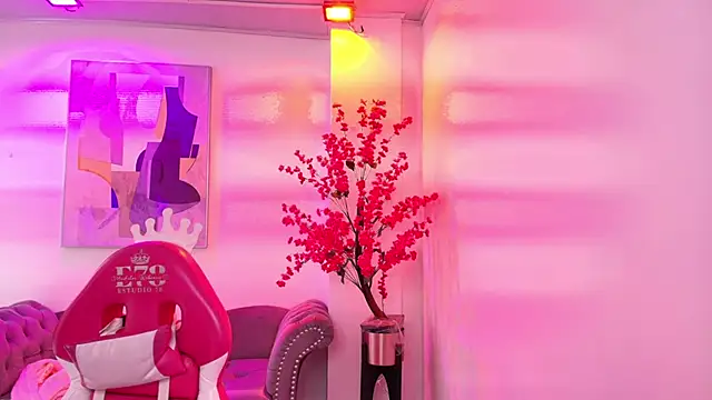 Snapshot of Chloe_dolly chatting on 03/14/26, 11:37 Chloe dolly online show from 03/14/26, 11:37