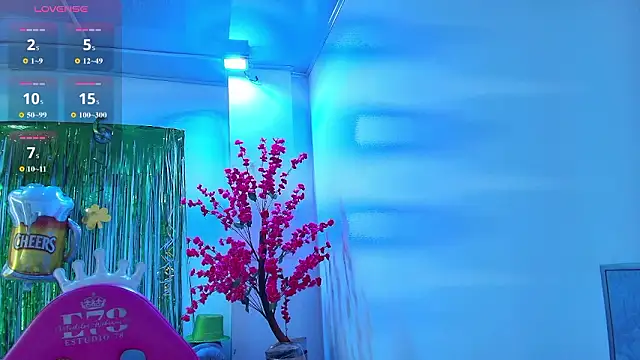 Snapshot of Chloe_dolly chatting on 03/19/26, 11:14 Chloe dolly online show from 03/19/26, 11:14