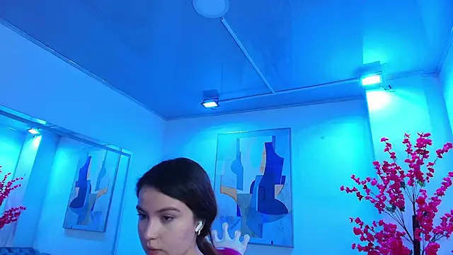 Snapshot of Chloe_dolly chatting on 03/31/26, 11:10 Chloe dolly online show from 03/31/26, 11:10