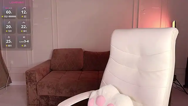 Snapshot of amy_akime chatting on 03/16/26, 08:29 amy akime online show from 03/16/26, 08:29