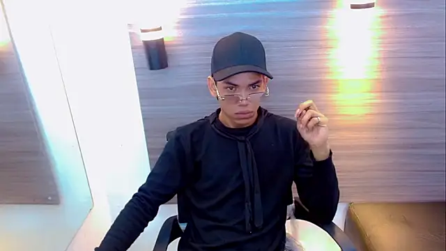 DaviidBuckx  online show from 04/15/26, 01:56