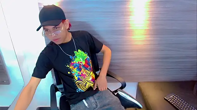 DaviidBuckx  online show from 04/16/26, 02:23