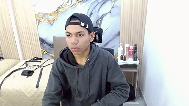 DaviidBuckx  online show from 05/12/26, 02:52