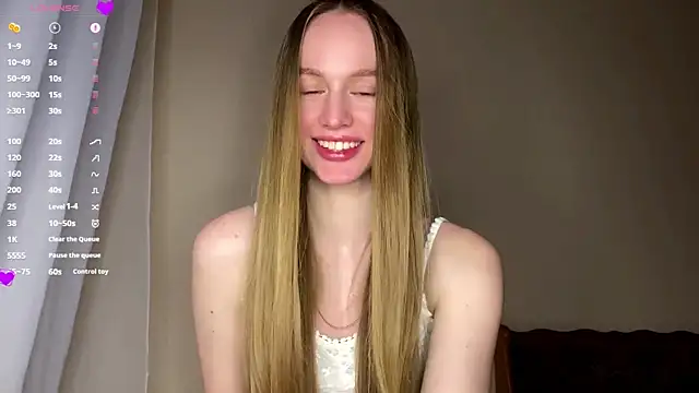 Snapshot of Viktoria_Vibes chatting on 02/26/26, 03:44 Viktoria Vibes online show from 02/26/26, 03:44