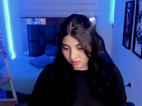 bloom winxx online show from 02/13/26, 03:02