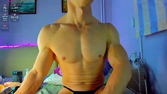 Shestifold  online show from 02/17/25, 09:19