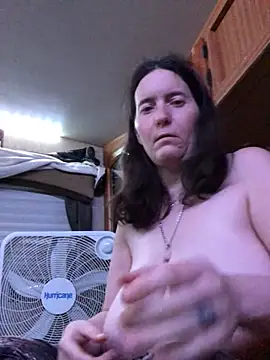 Snapshot of JMT42 chatting on 03/01/26, 03:52 JMT42 online show from 03/01/26, 03:52