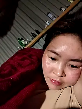 Yiyoongg online show from 02/19/26, 02:35