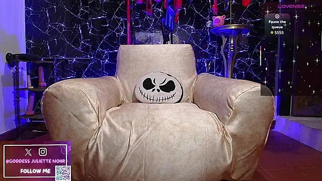 Snapshot of GoddessJulietteNoiir chatting on 03/11/26, 10:32 GoddessJulietteNoiir online show from 03/11/26, 10:32