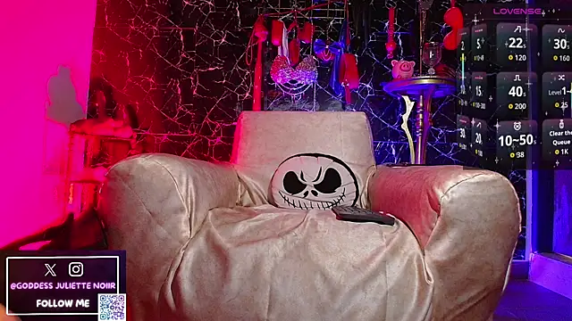 Snapshot of GoddessJulietteNoiir chatting on 04/05/26, 11:40 GoddessJulietteNoiir online show from 04/05/26, 11:40