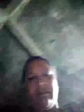 Snapshot of Loomaraj chatting on 07/16/26, 10:16 Loomaraj online show from 07/16/26, 10:16