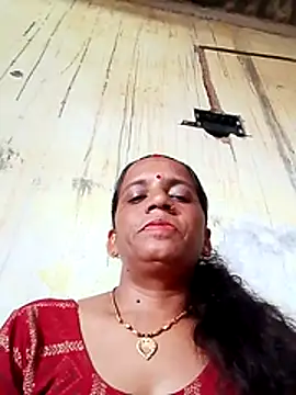 Snapshot of Anitarakkoli chatting on 05/20/26, 04:40 Anitarakkoli online show from 05/20/26, 04:40