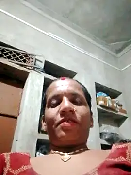 Snapshot of Anitarakkoli chatting on 05/31/26, 04:36 Anitarakkoli online show from 05/31/26, 04:36
