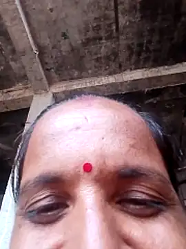 Snapshot of Anitarakkoli chatting on 06/14/26, 05:53 Anitarakkoli online show from 06/14/26, 05:53