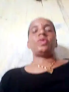 Snapshot of Anitarakkoli chatting on 06/27/26, 05:34 Anitarakkoli online show from 06/27/26, 05:34