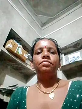 Snapshot of Anitarakkoli chatting on 07/08/26, 09:52 Anitarakkoli online show from 07/08/26, 09:52