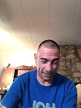 Erchipi online show from 05/14/26, 06:15