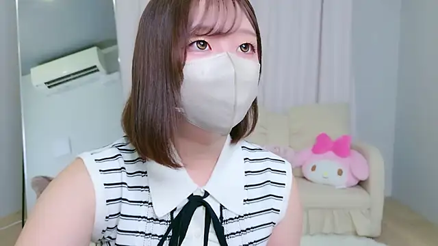 Snapshot of Saki_chanF chatting on 07/20/26, 08:06 Saki chanF online show from 07/20/26, 08:06