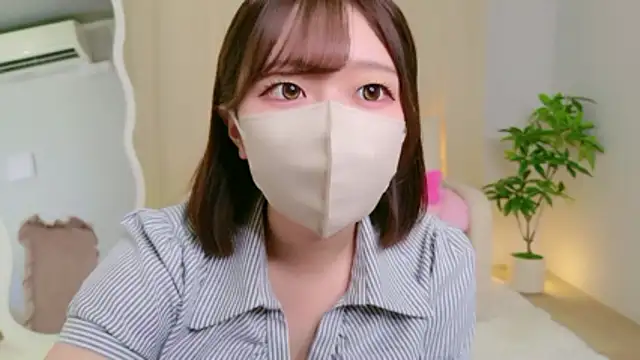 Snapshot of Saki_chanF chatting on 07/26/26, 05:04 Saki chanF online show from 07/26/26, 05:04