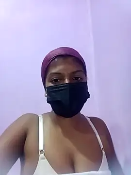 Snapshot of Malee_S chatting on 04/10/26, 03:28 Malee S online show from 04/10/26, 03:28