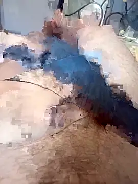 Snapshot of Male025 chatting on 02/21/26, 04:02 Male025 online show from 02/21/26, 04:02