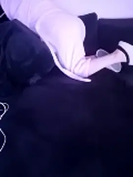 Snapshot of AkuManis chatting on 02/14/26, 11:23 AkuManis online show from 02/14/26, 11:23