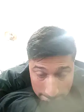 Snapshot of matt1804 chatting on 03/25/26, 06:58 matt1804 online show from 03/25/26, 06:58