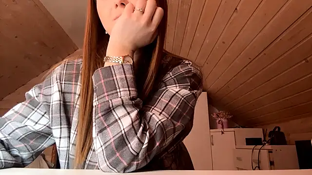 Snapshot of TessSamul chatting on 03/24/26, 01:38 TessSamul online show from 03/24/26, 01:38