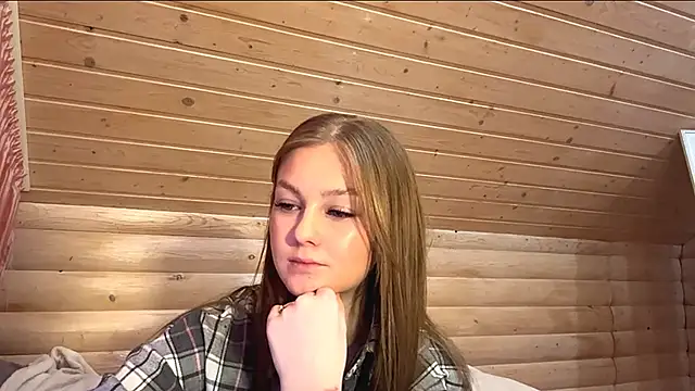 Snapshot of TessSamul chatting on 04/25/26, 05:10 TessSamul online show from 04/25/26, 05:10