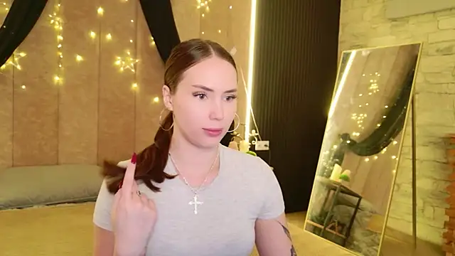 Arielle Vade online show from 05/15/26, 05:14