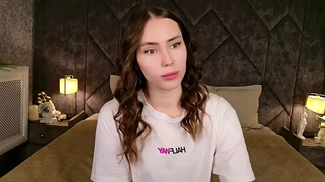 Snapshot of Arielle_Vade chatting on 06/28/26, 05:24 Arielle Vade online show from 06/28/26, 05:24