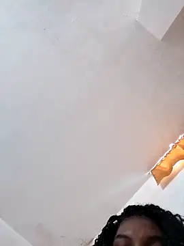 Snapshot of diablita48 chatting on 02/08/26, 04:43 diablita48 online show from 02/08/26, 04:43