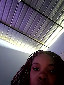 Snapshot of diablita48 chatting on 02/13/26, 05:09 diablita48 online show from 02/13/26, 05:09