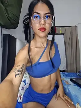 Alannys19 online show from 05/31/26, 03:15