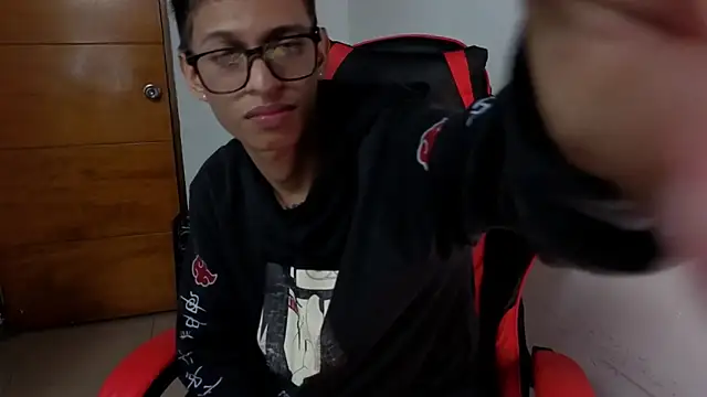 Niklausxxx online show from 03/02/26, 02:14